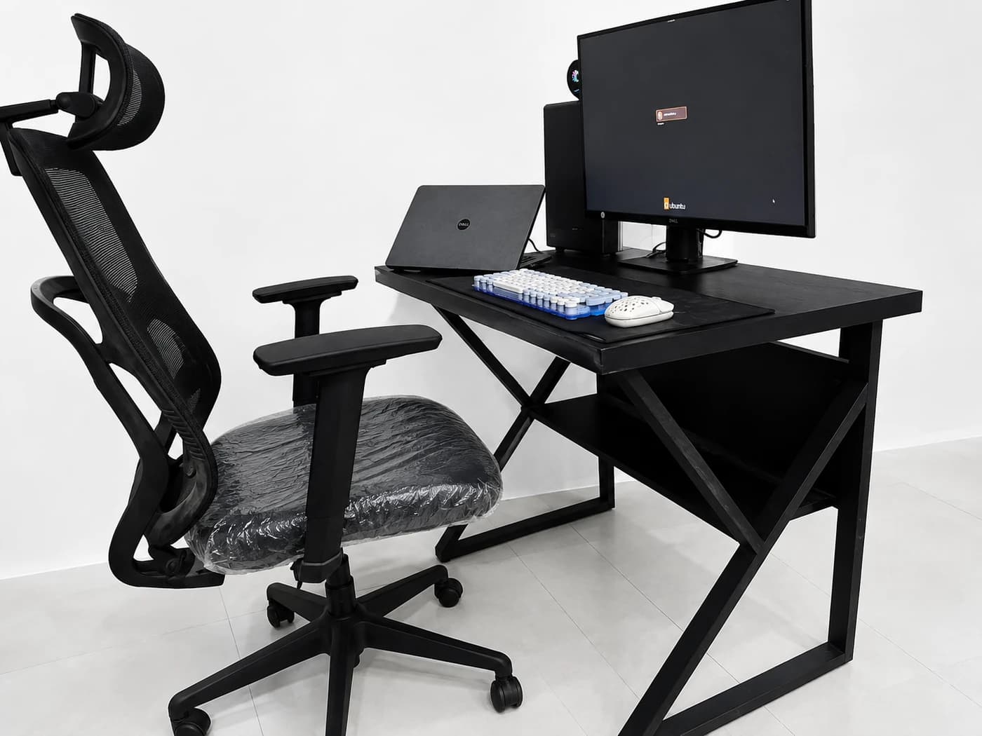 The full bench - Where schemas get revised, APIs get shipped, and production work gets done. A Multan workspace built for long backend sessions.